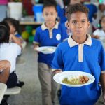 INABIE contribuyó con la permanencia de estudiantes en las aulas tras entrega preliminar de más de 908 millones de raciones alimenticias en el año escolar 2023-2024