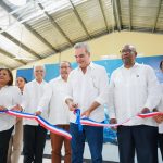 Presidente Abinader inaugura Liceo Experimental de la UASD en municipio de Guerra